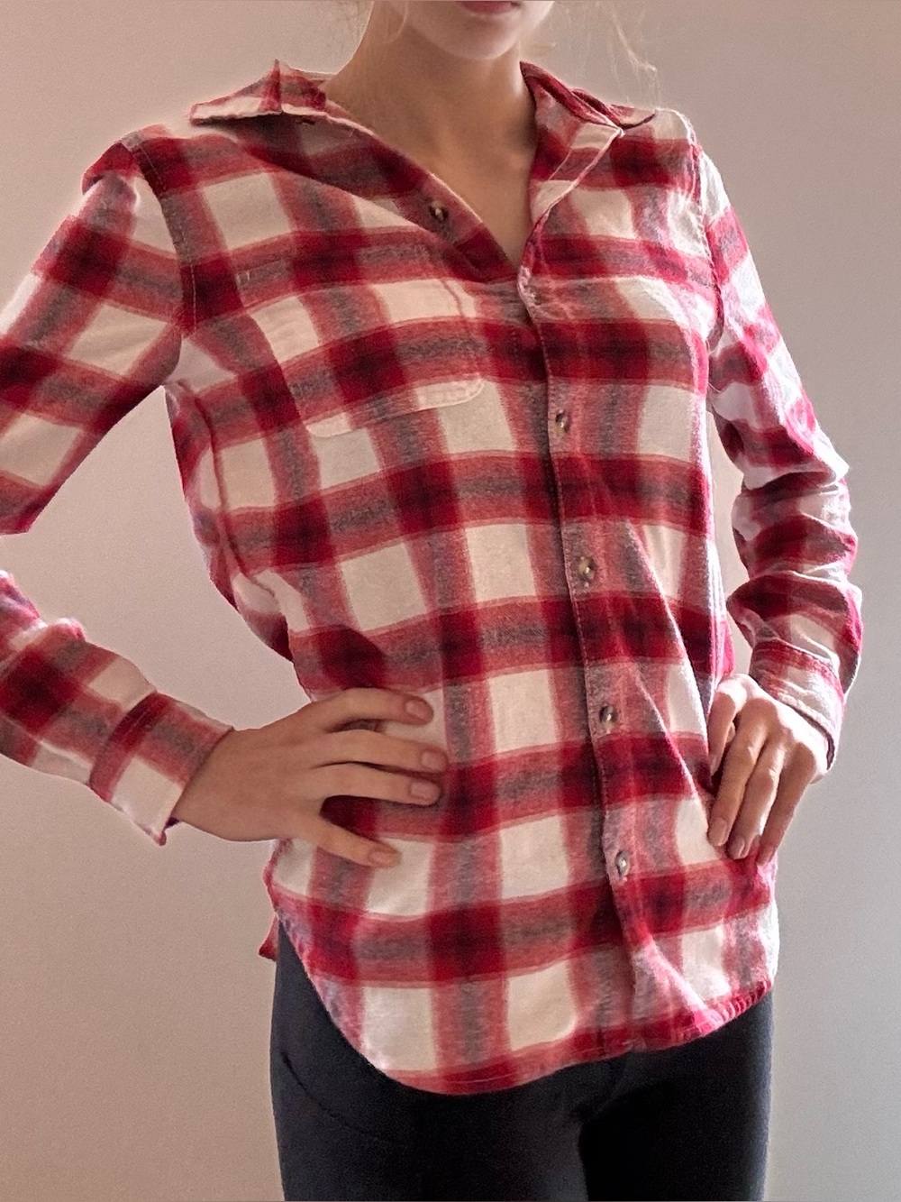 Aeropostale Plaid Red & White Button-Down